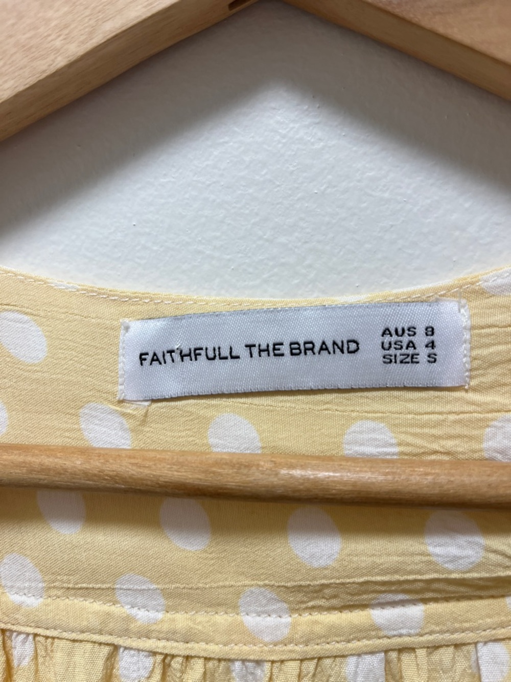 Faithfull The Brand Marais Cropped Top - Picture 6 of 11